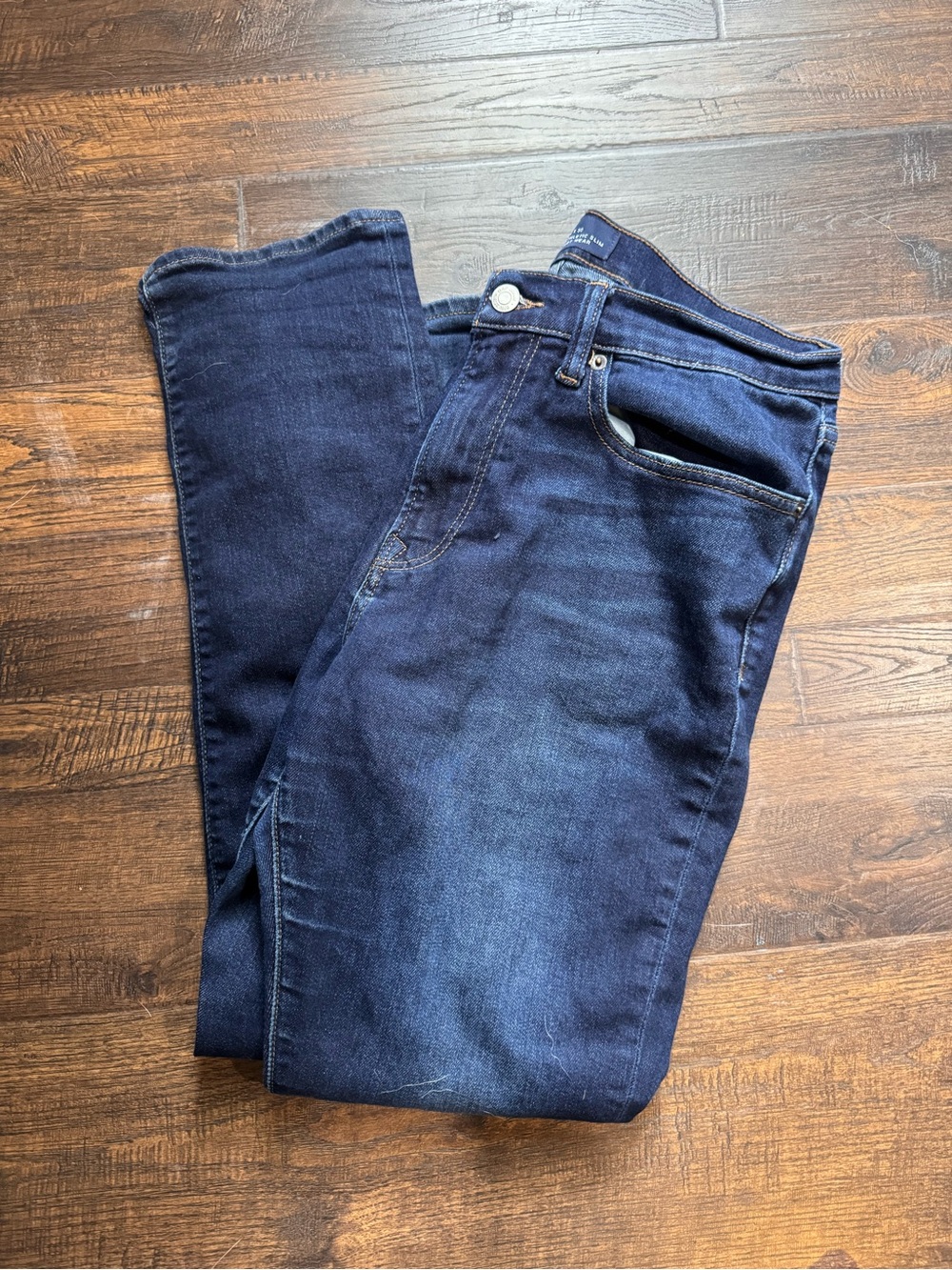 GAP Men’s Athletic Slim Jeans - Dark Blue Wash 32x30